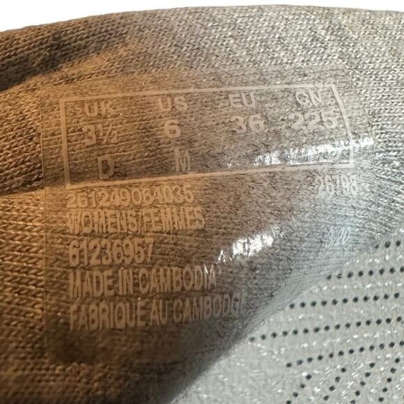 Clarks Size 6 Gray Arla Kaylie Comfort Flip Flop Sandals Beach Walking Vacation - Picture 9 of 12